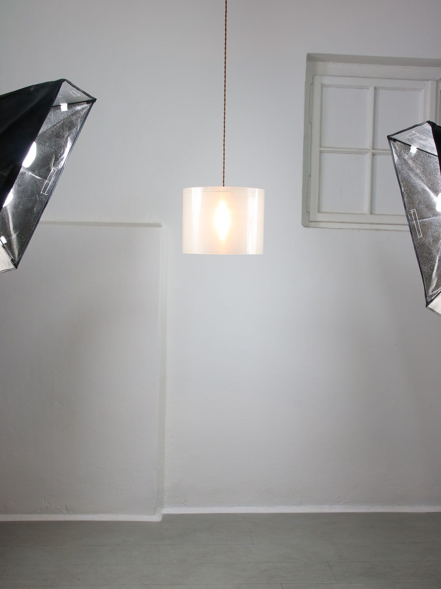 Italian vintage plexiglass pendant lamp, 80s
