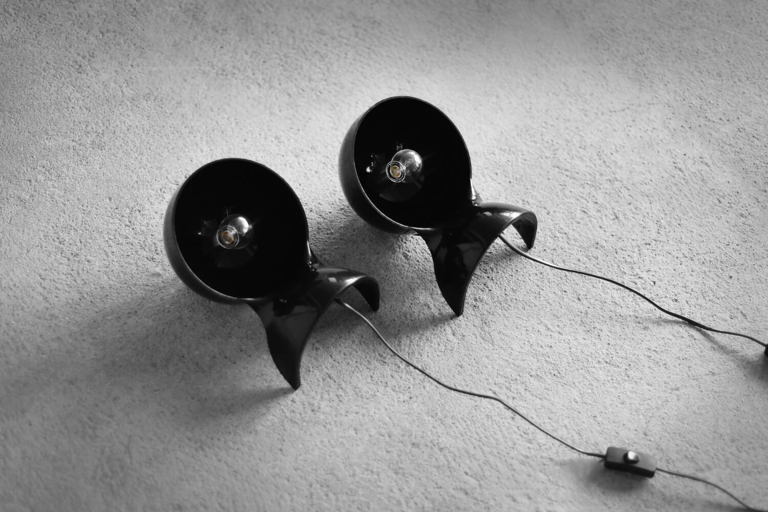 Vintage Modern Black Dalù Table Lamp by Vico Magistretti for Artemide, 1960