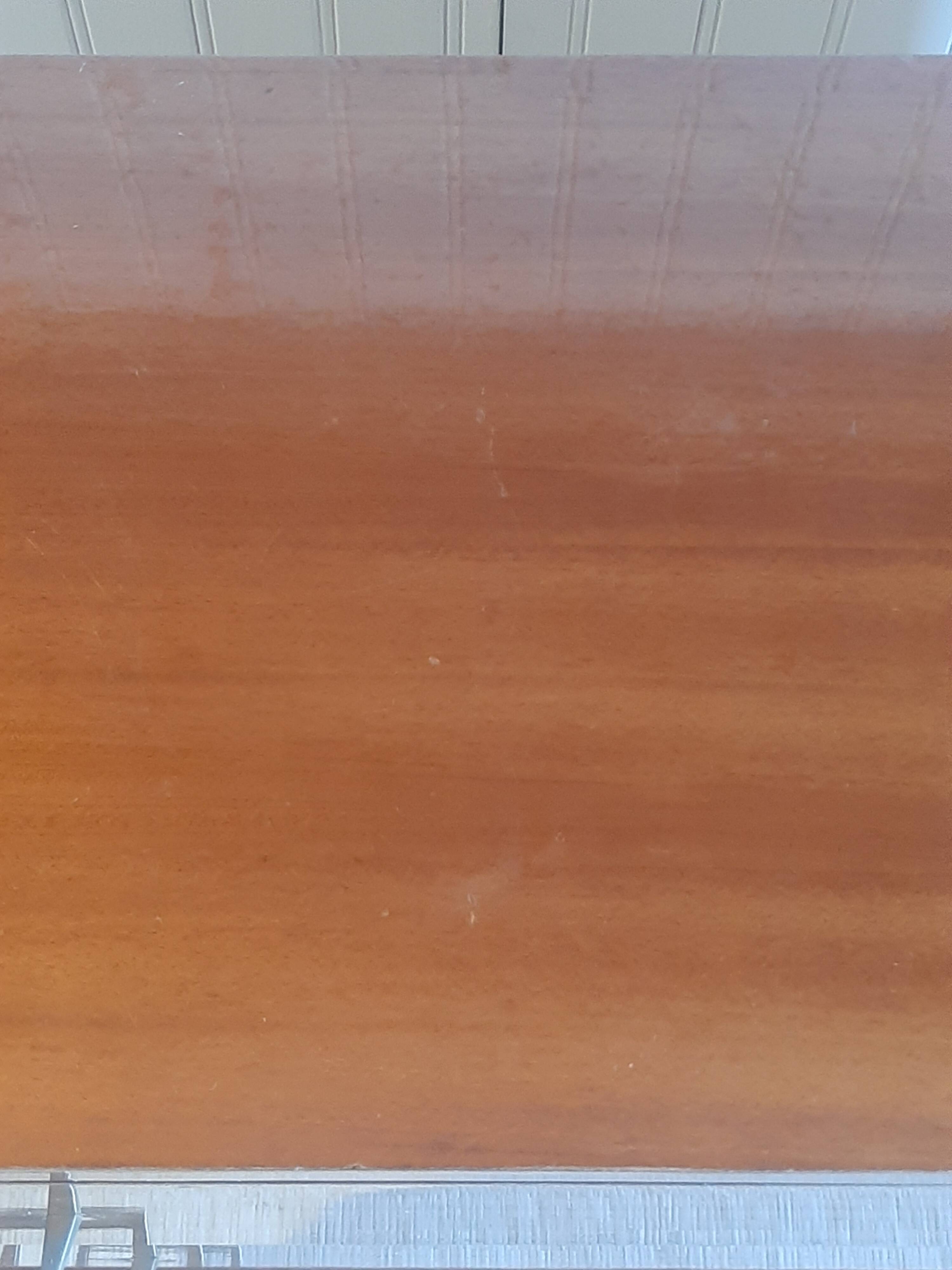 Commode en bois vernis, années 80