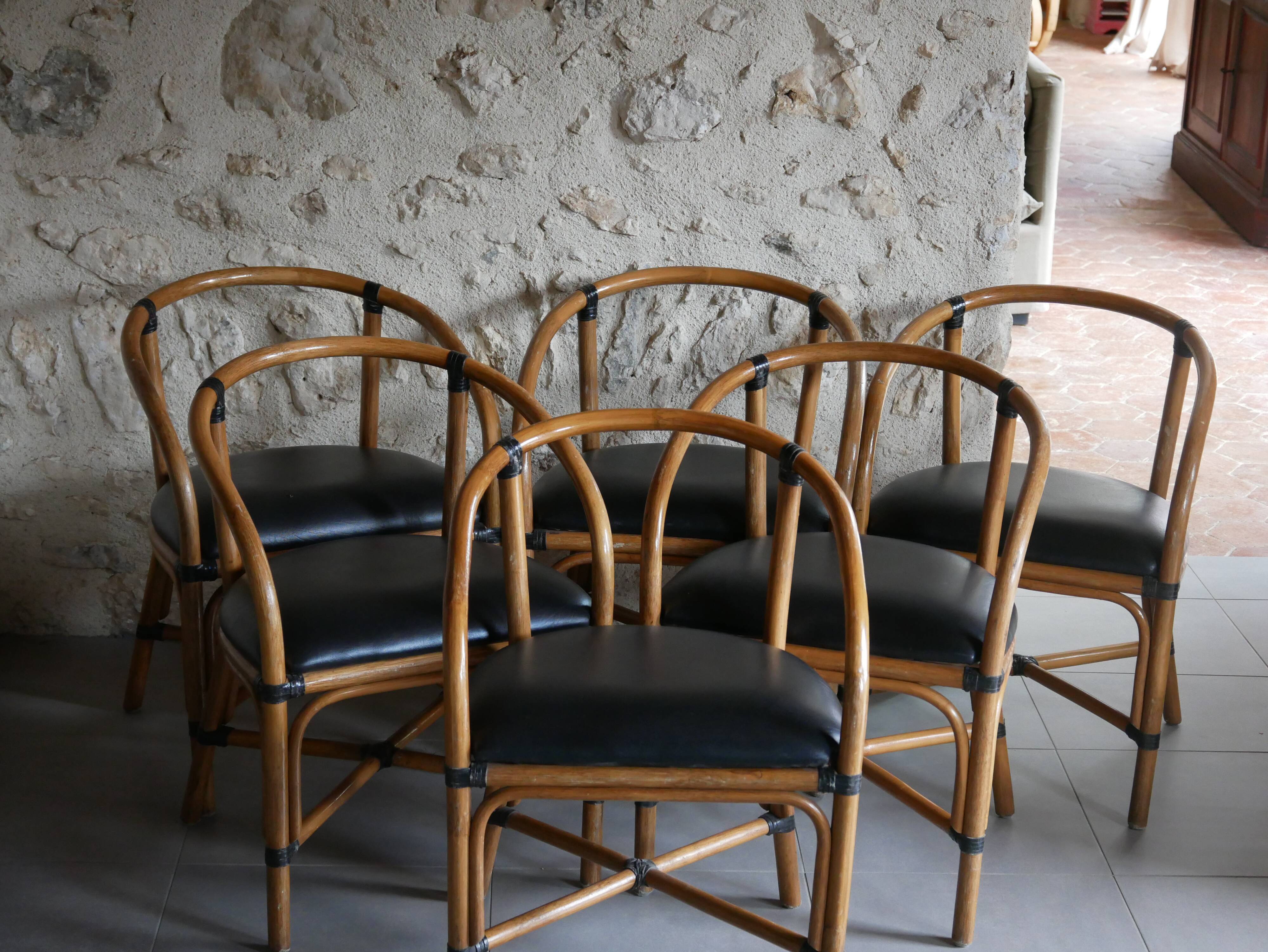 Chaises rotin assise simili cuir