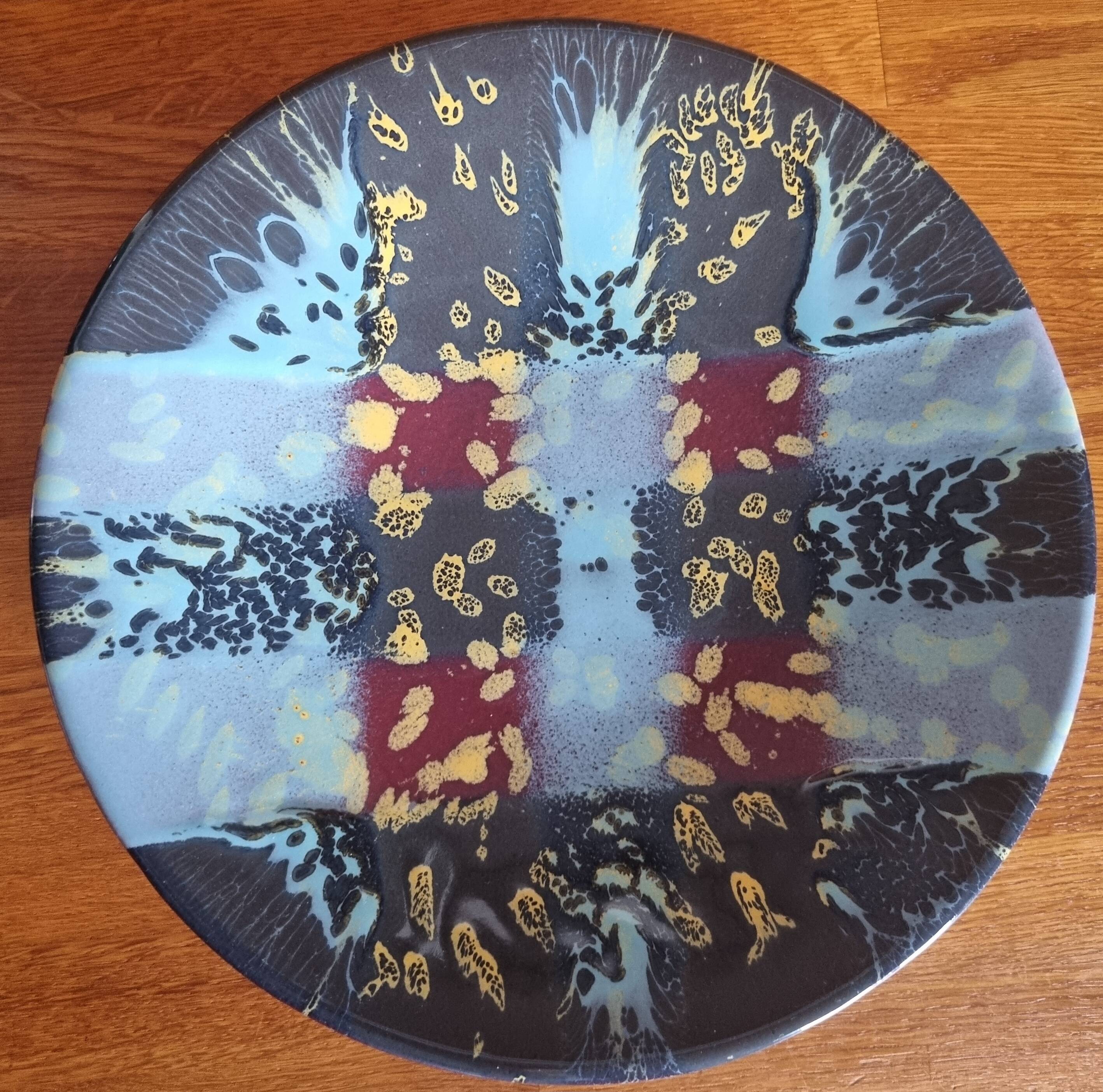 Large ceramic fruit bowl from Notre-Dame du Bec Abbey