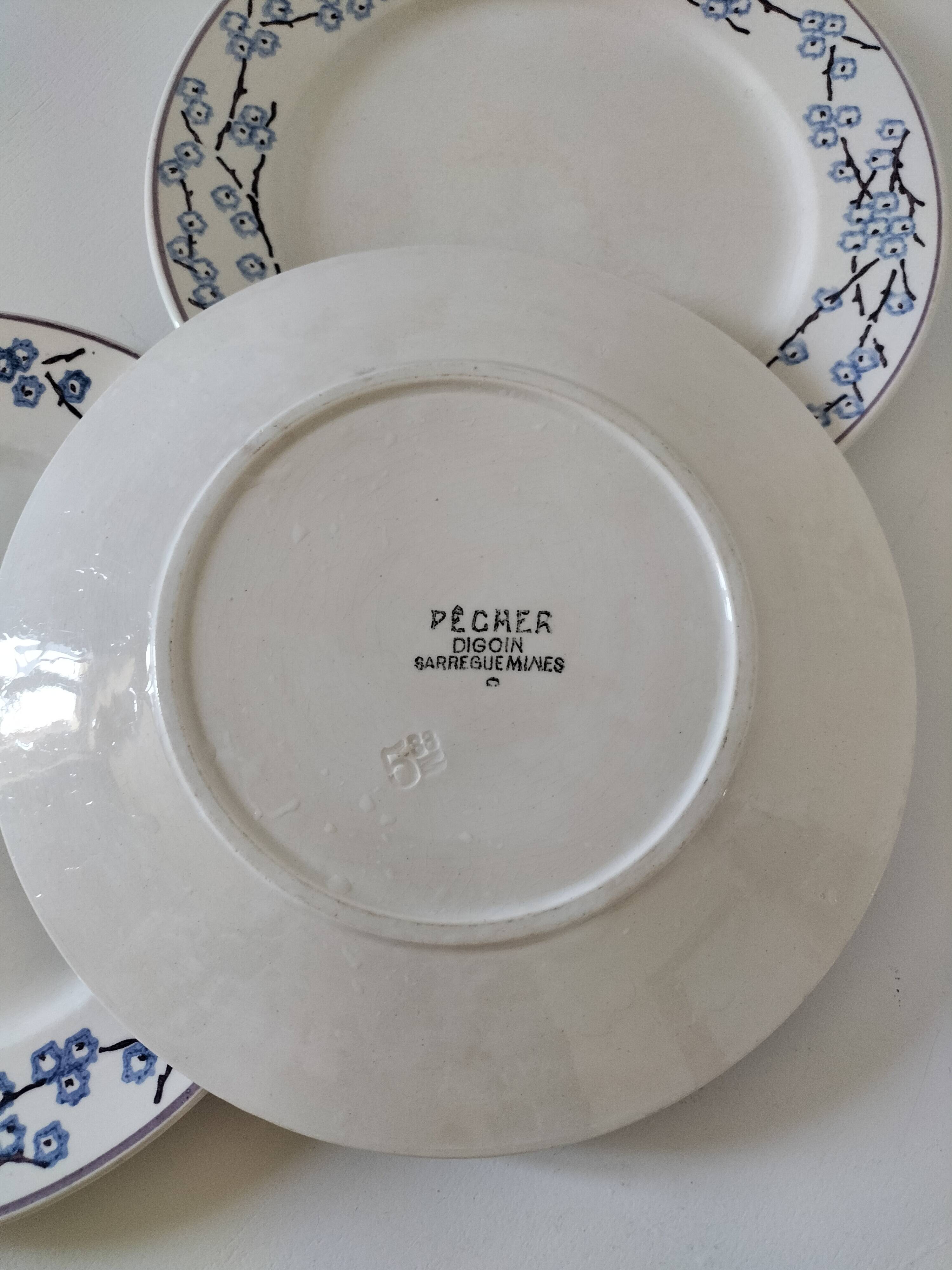 3 assiettes plates Digoin Sarreguemines modèle Pêcher