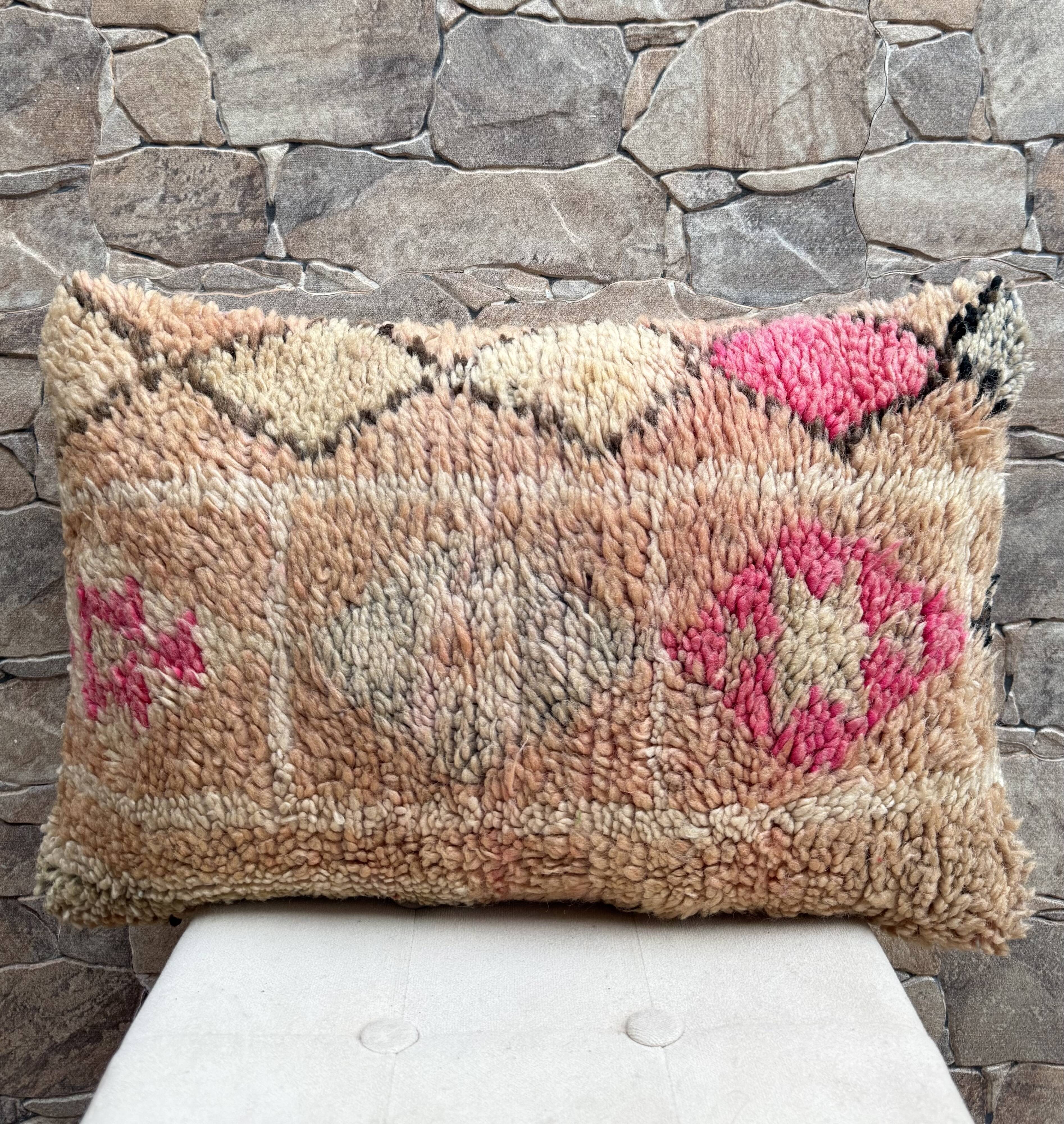 Vintage Berber wool cushion cover