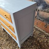 Vintage chest of drawers