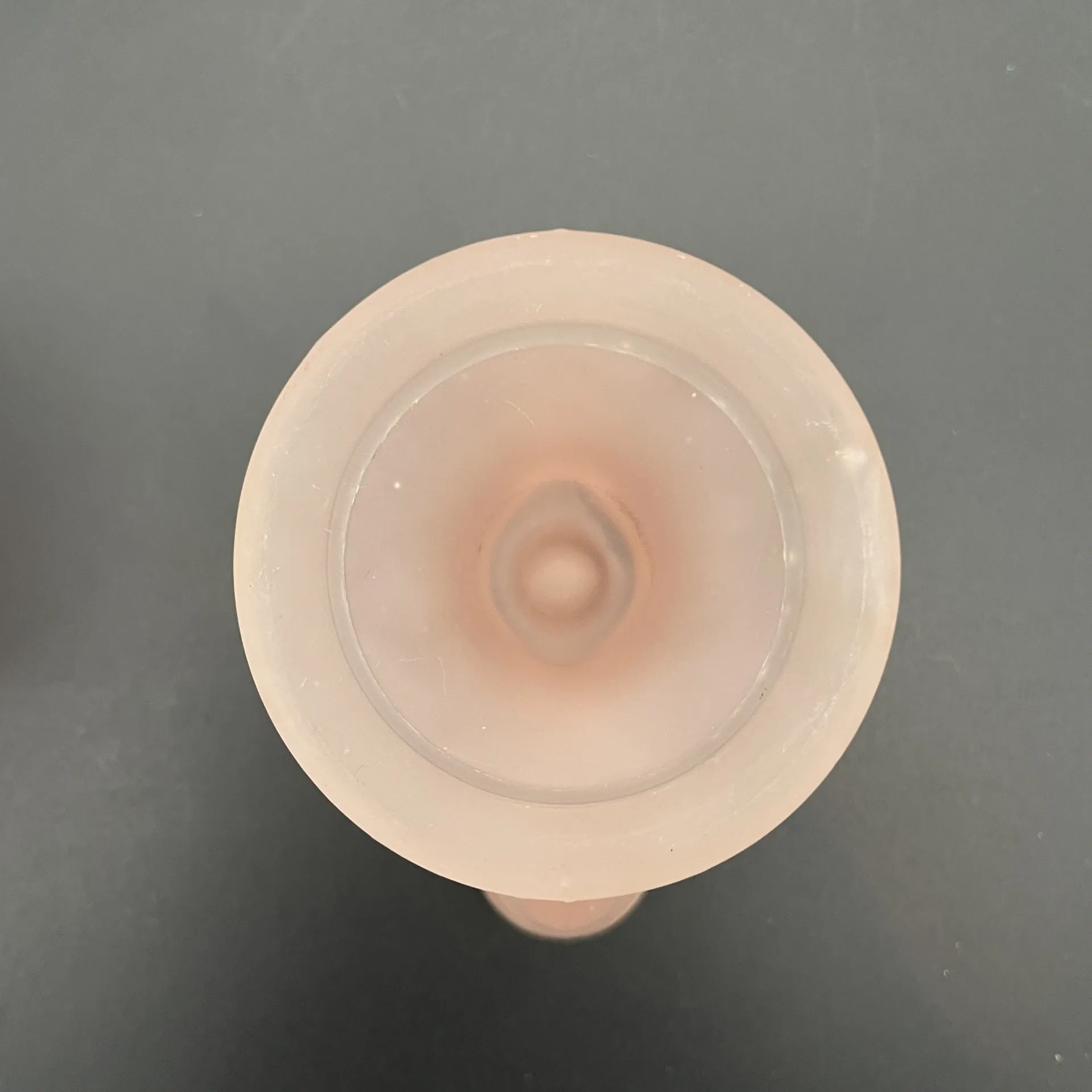 Pair of vintage three-branch candlesticks in satin pink glass – Sty