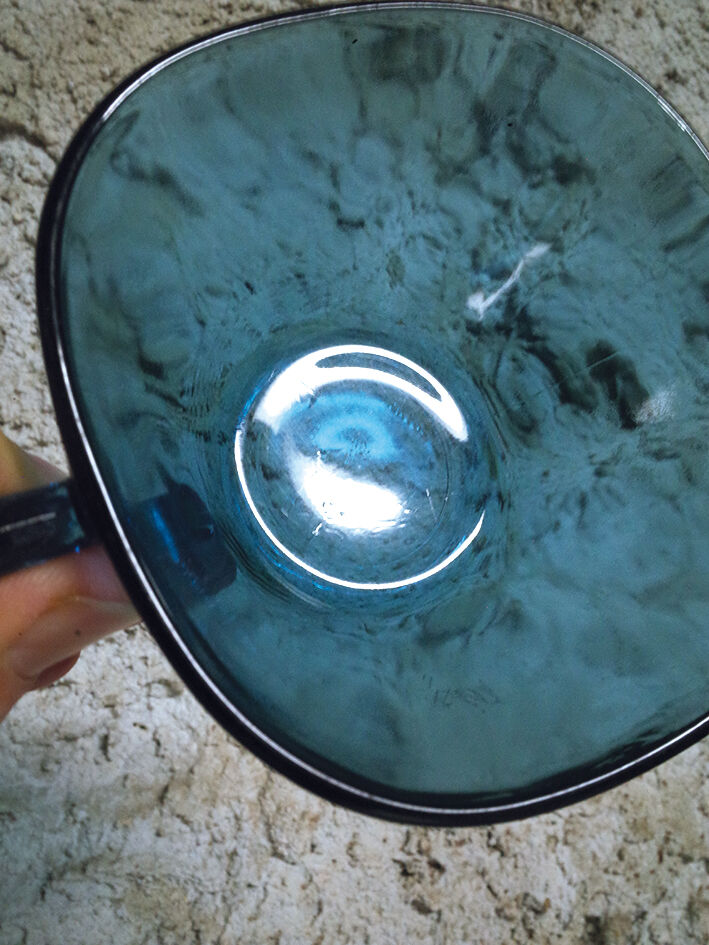 Set of 2 cups in blue glass Arcoroc