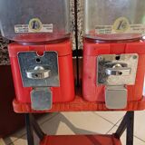 Brabo candy dispenser