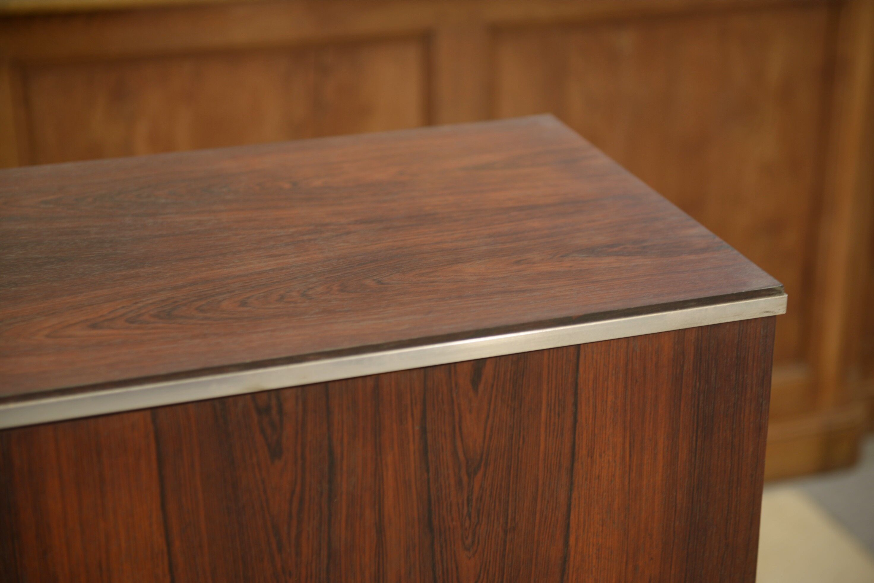 Buffet bar design en palissandre 1970’s