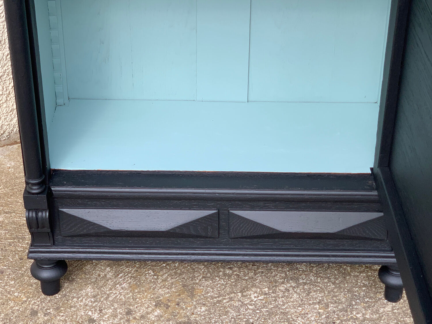 Armoire parisienne vitrée noire et vert grisé 150cm
