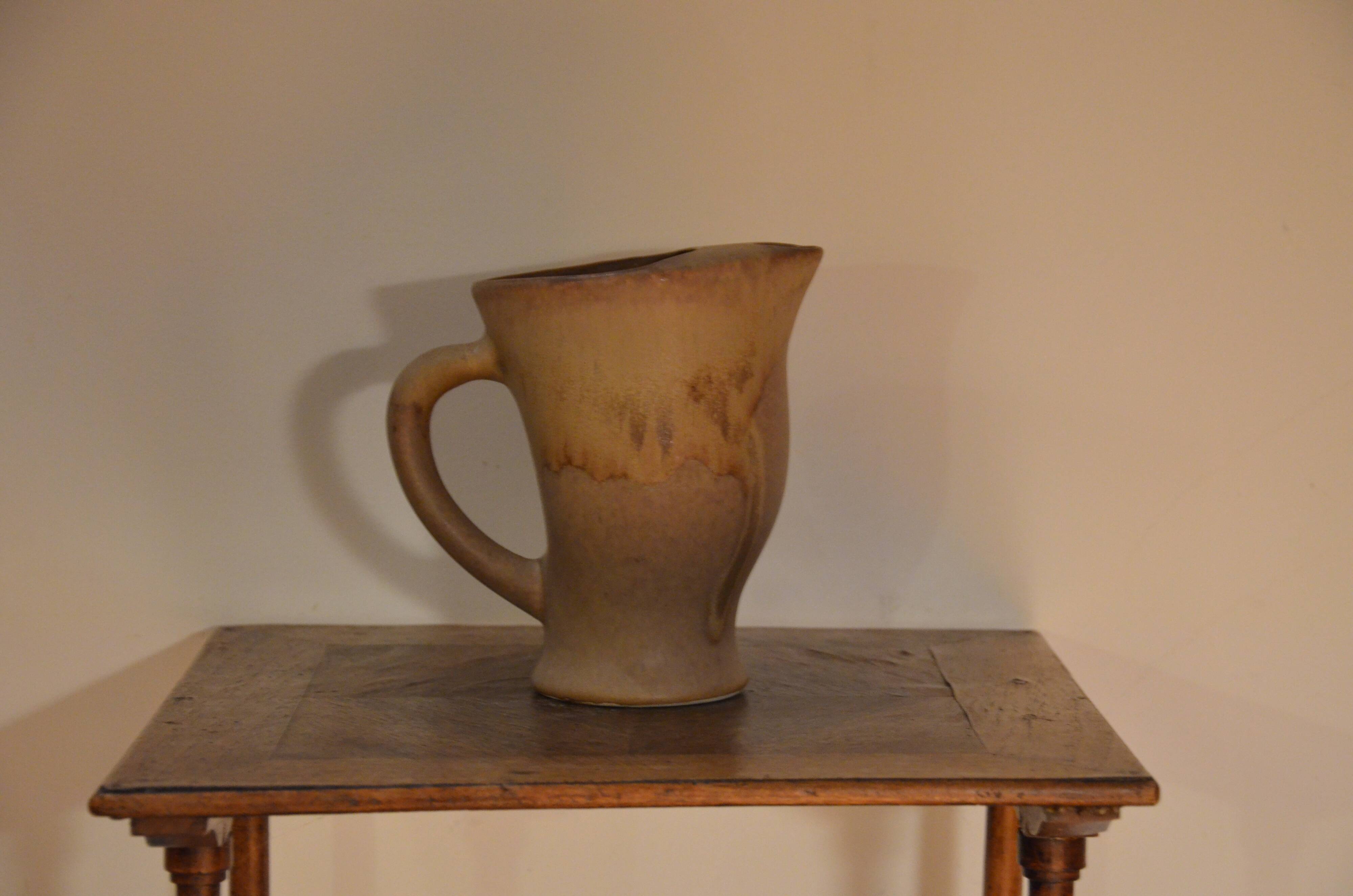 Carafe moderniste beige