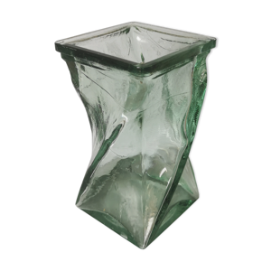Vase design verre torsadé