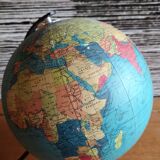 Globe terrestre tripode Taride de 1967