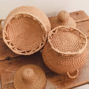 Duo de paniers vintage en vannerie artisanale • Pièces décoratives