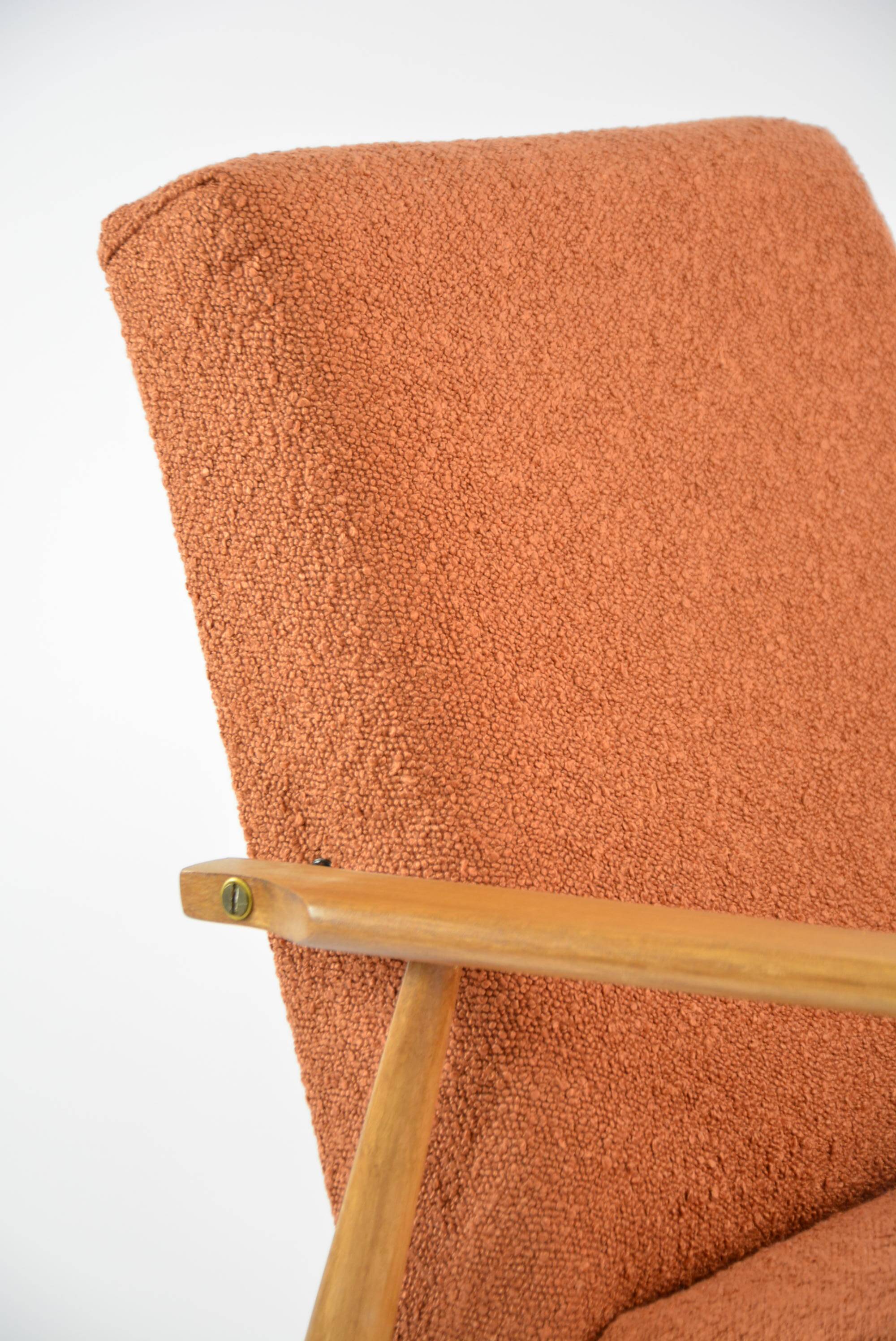 FOX terracotta curled armchair