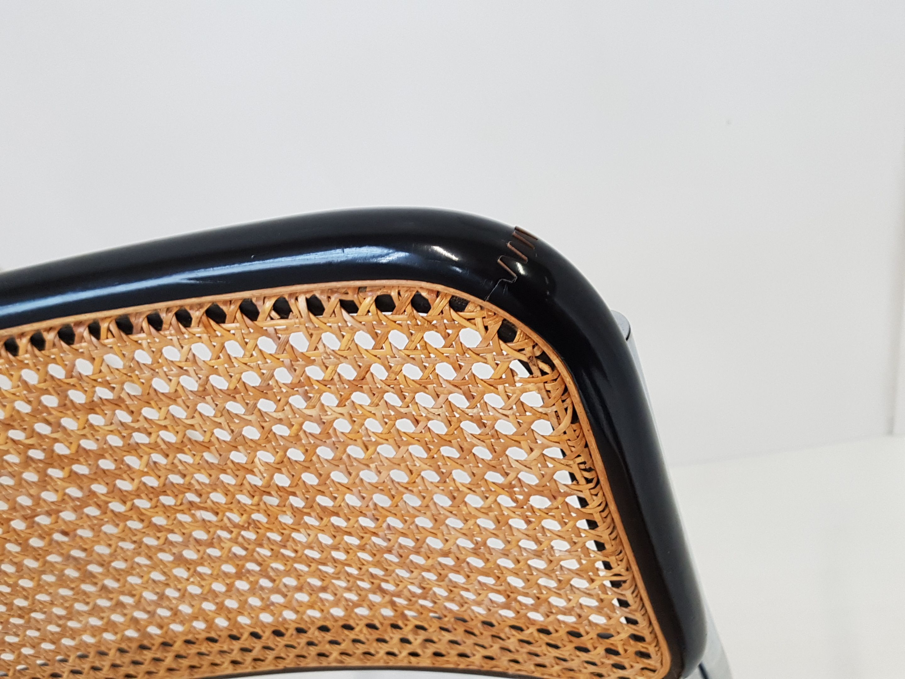 Chair by Marcel Breuer cesca B32