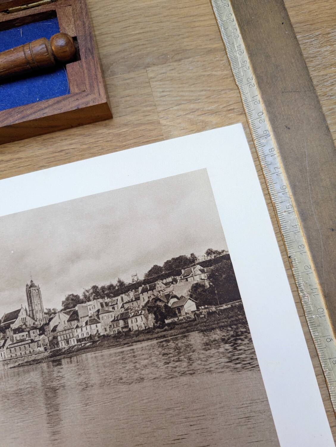 Beaumont-sur-Oise, photo plate printed in 1934.