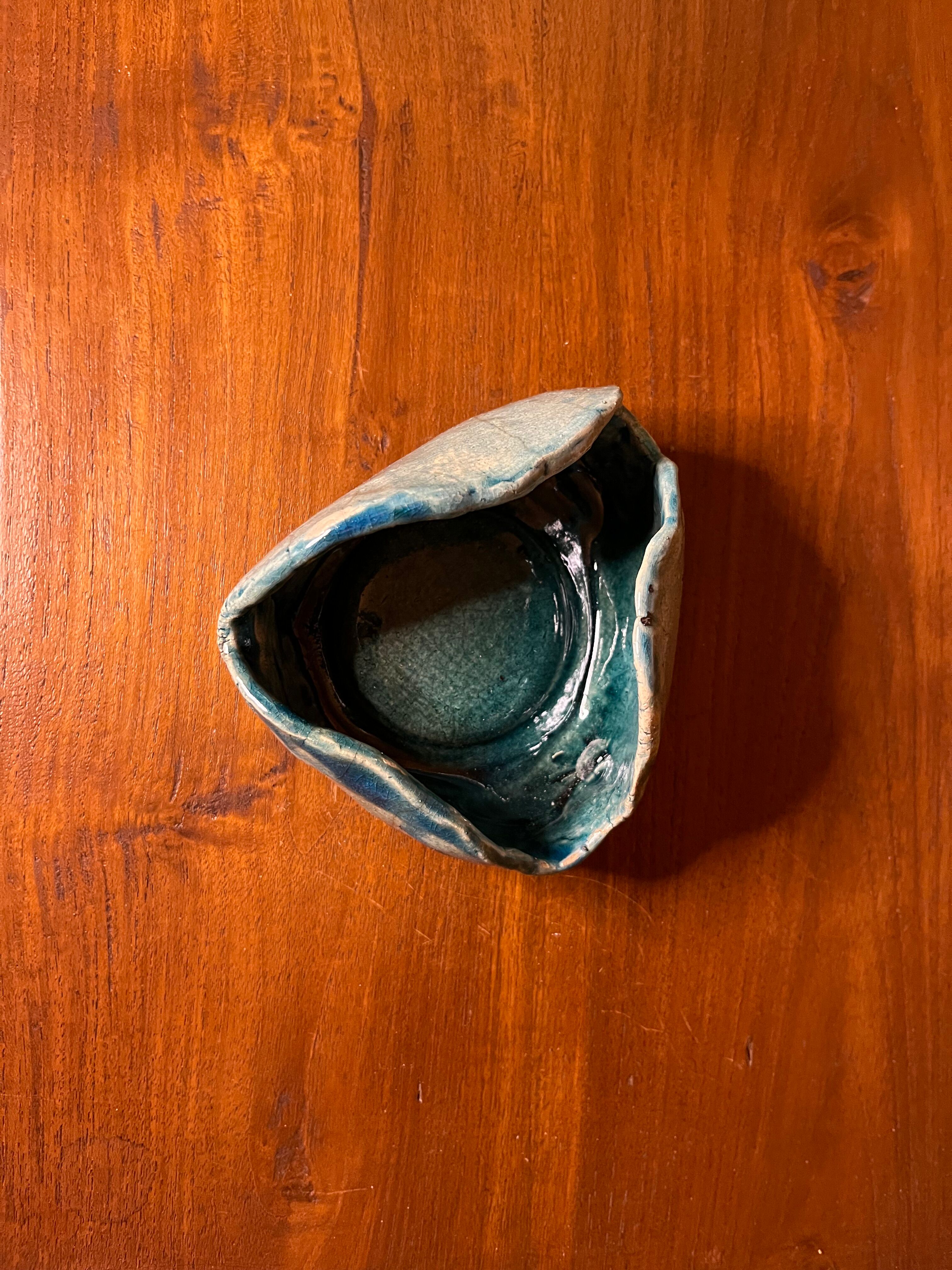Raku ashtray