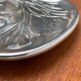 Vintage Canadian metal bowl with beaver decoration by Hoselton.