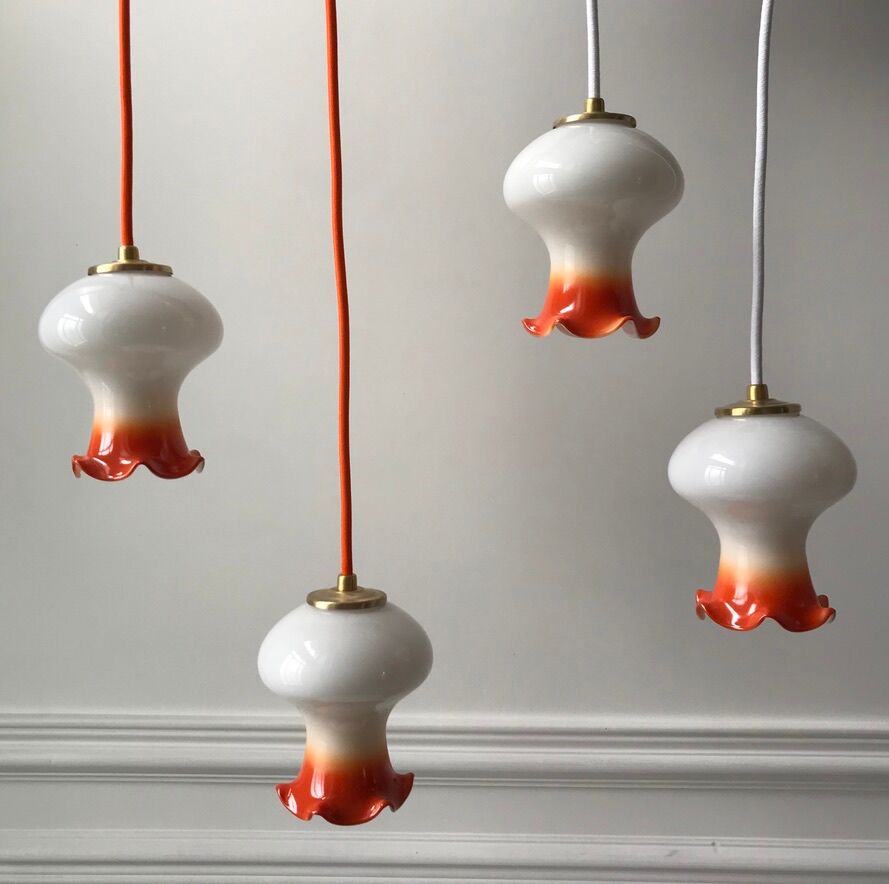 Set of 4 suspensions tulips in opaline orange gradient thread orange and white 70s