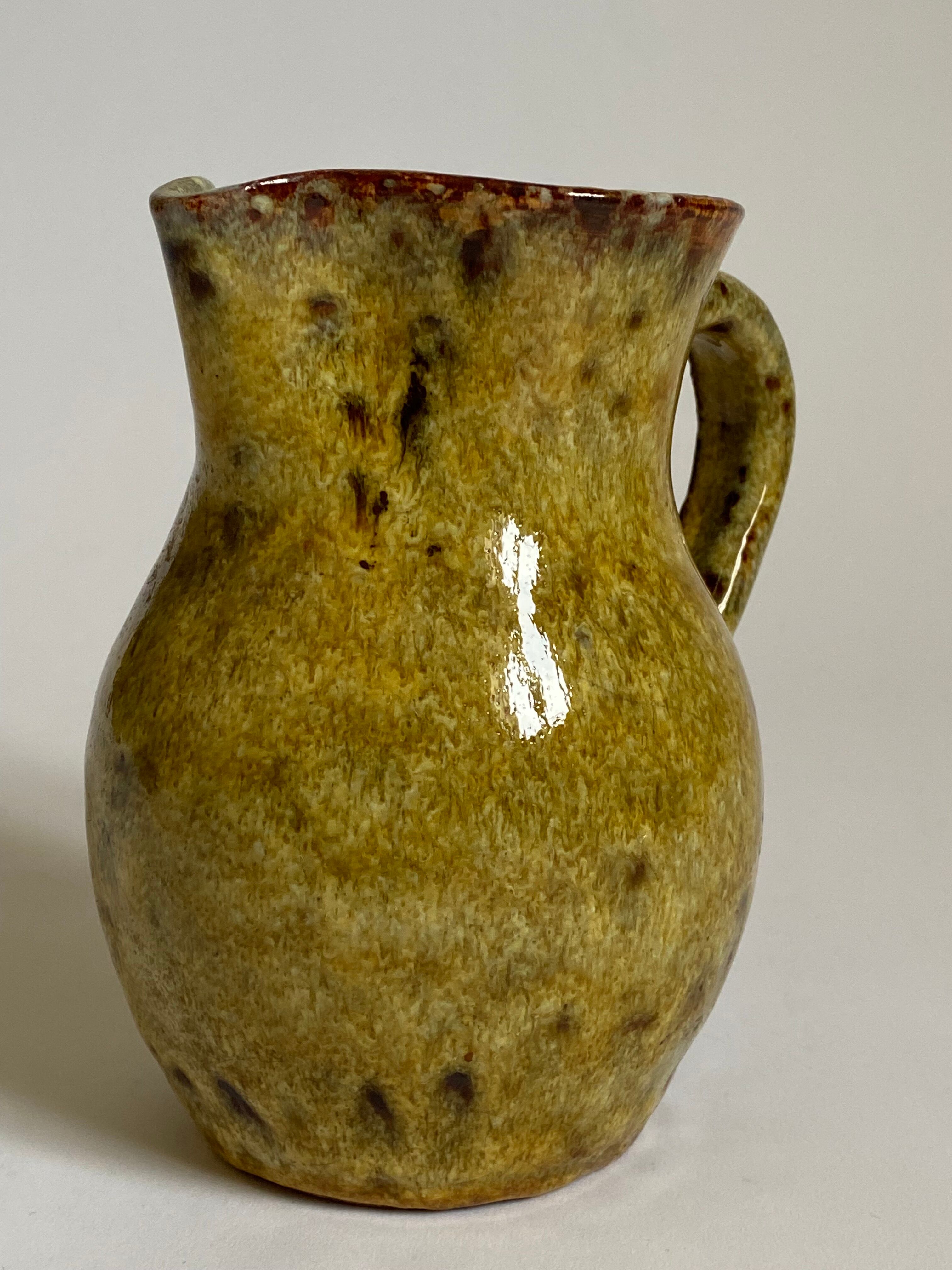 Pitcher Vallauris saffron