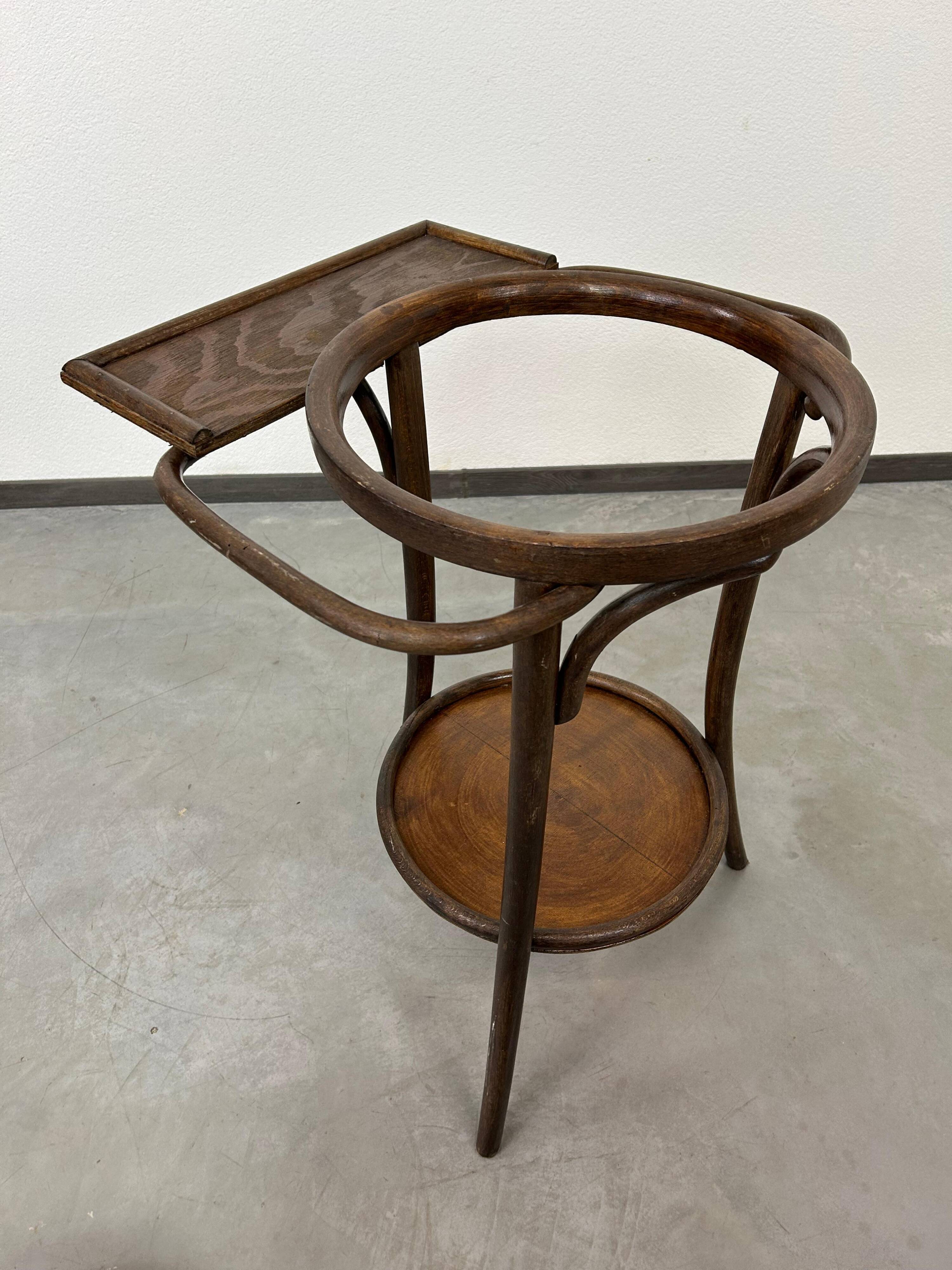 Laundry Thonet no.2