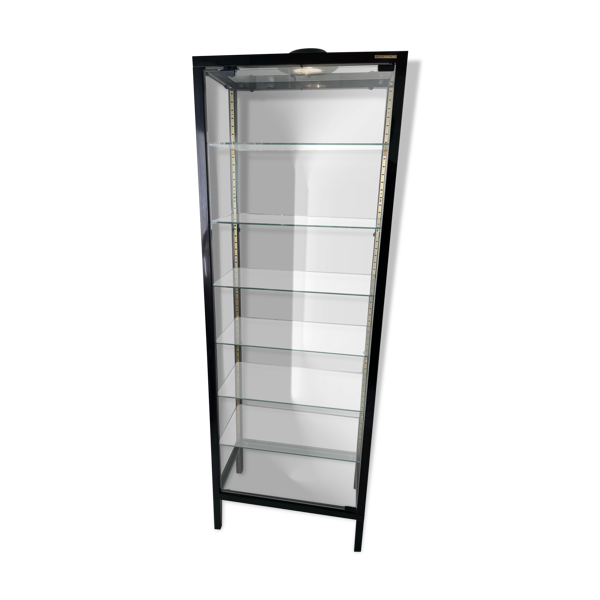 Vitrine fermée Pierre Vandel