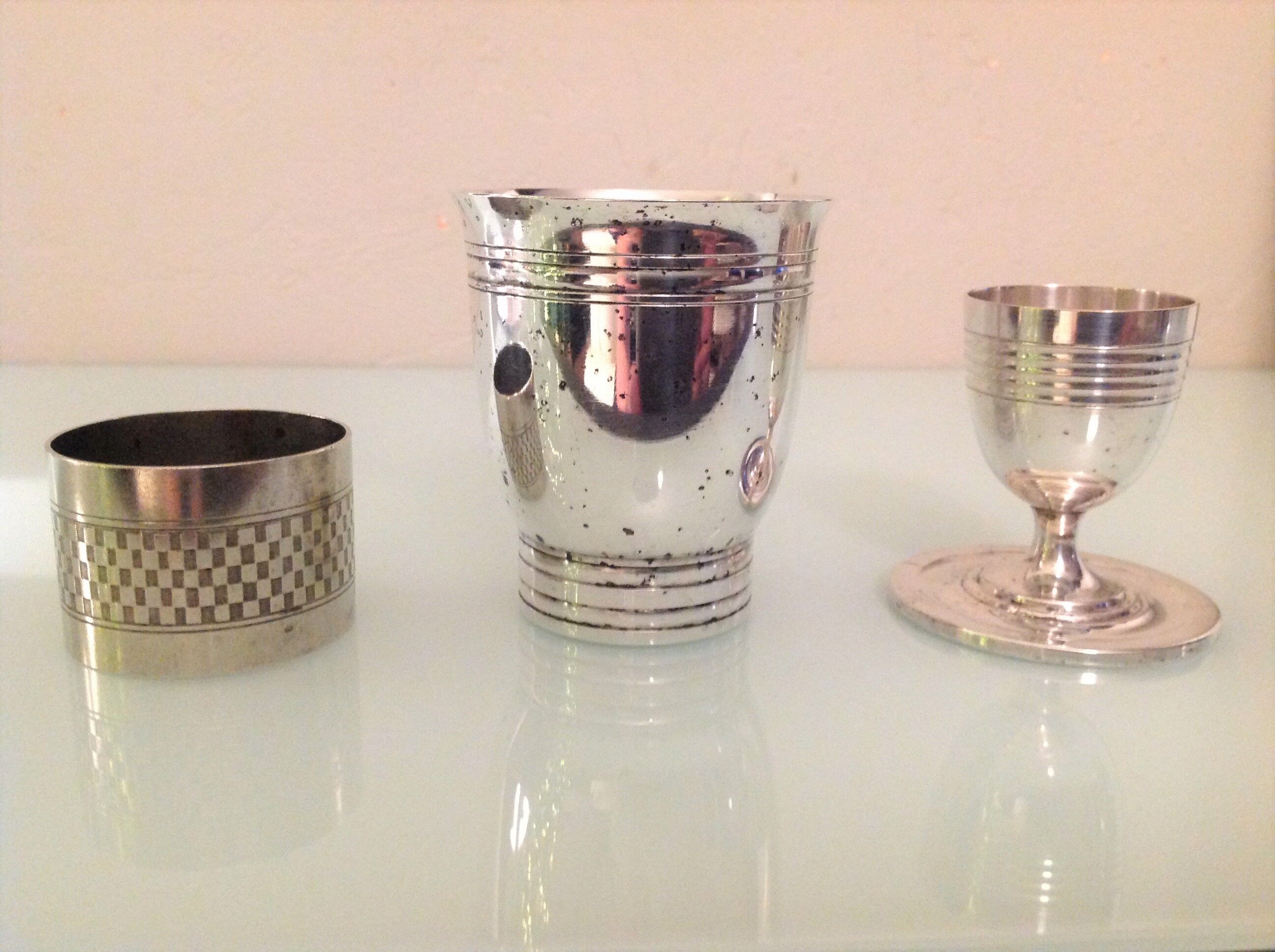 Timpani, shell and round of silver metal / vintage towel 50s-60s