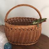 Woven wicker basket