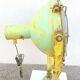 Ancienne lampe projecteur de bateau