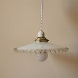 Opaline suspension with up and down