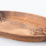 Carved wooden top signed Y. The Meur