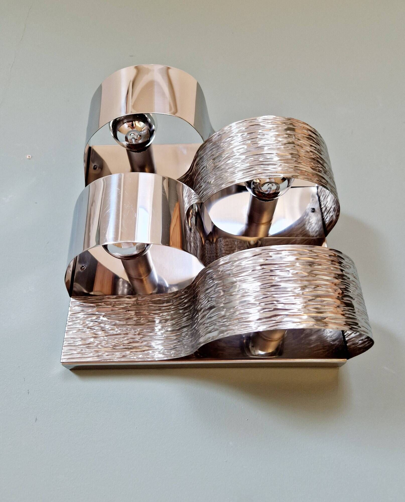 Chromed metal wall light, Goffredo Reggiani 1960s-70s