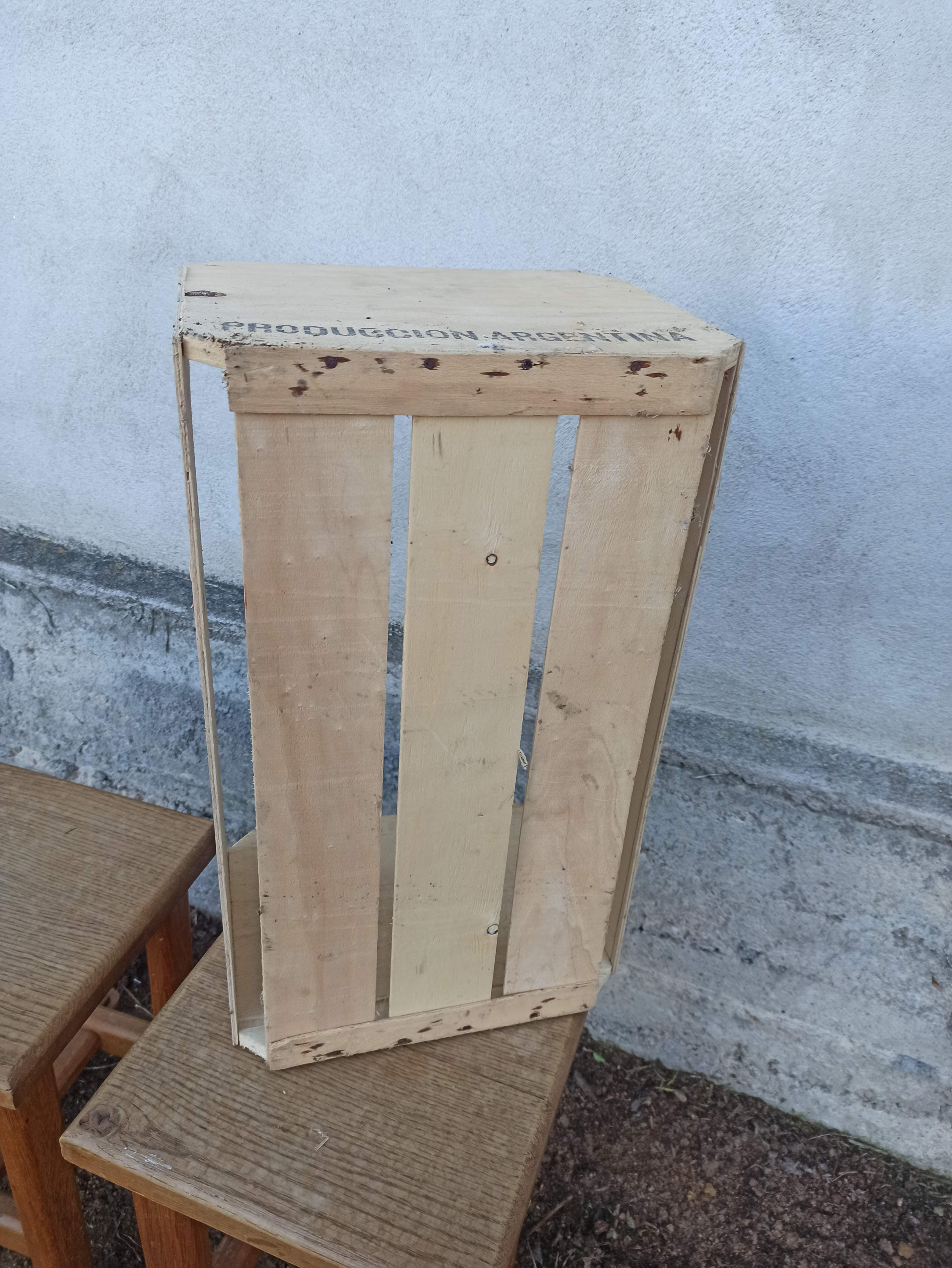 Argentine advertising wooden box