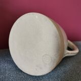 Sandstone pitcher