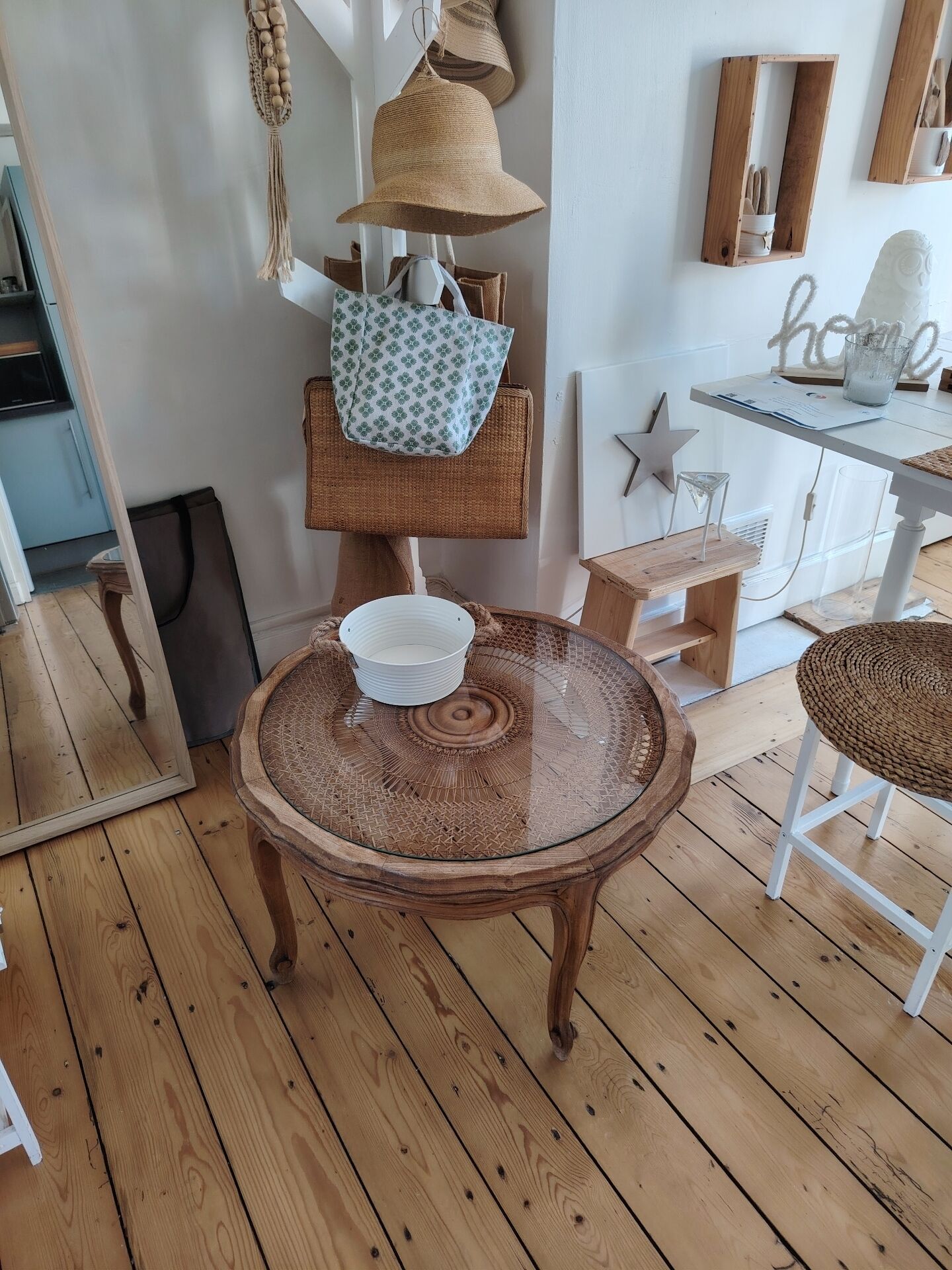 Vintage coffee table from the 1960s – Rattan top with a sunburst pattern