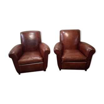 Club armchairs with straight backrest