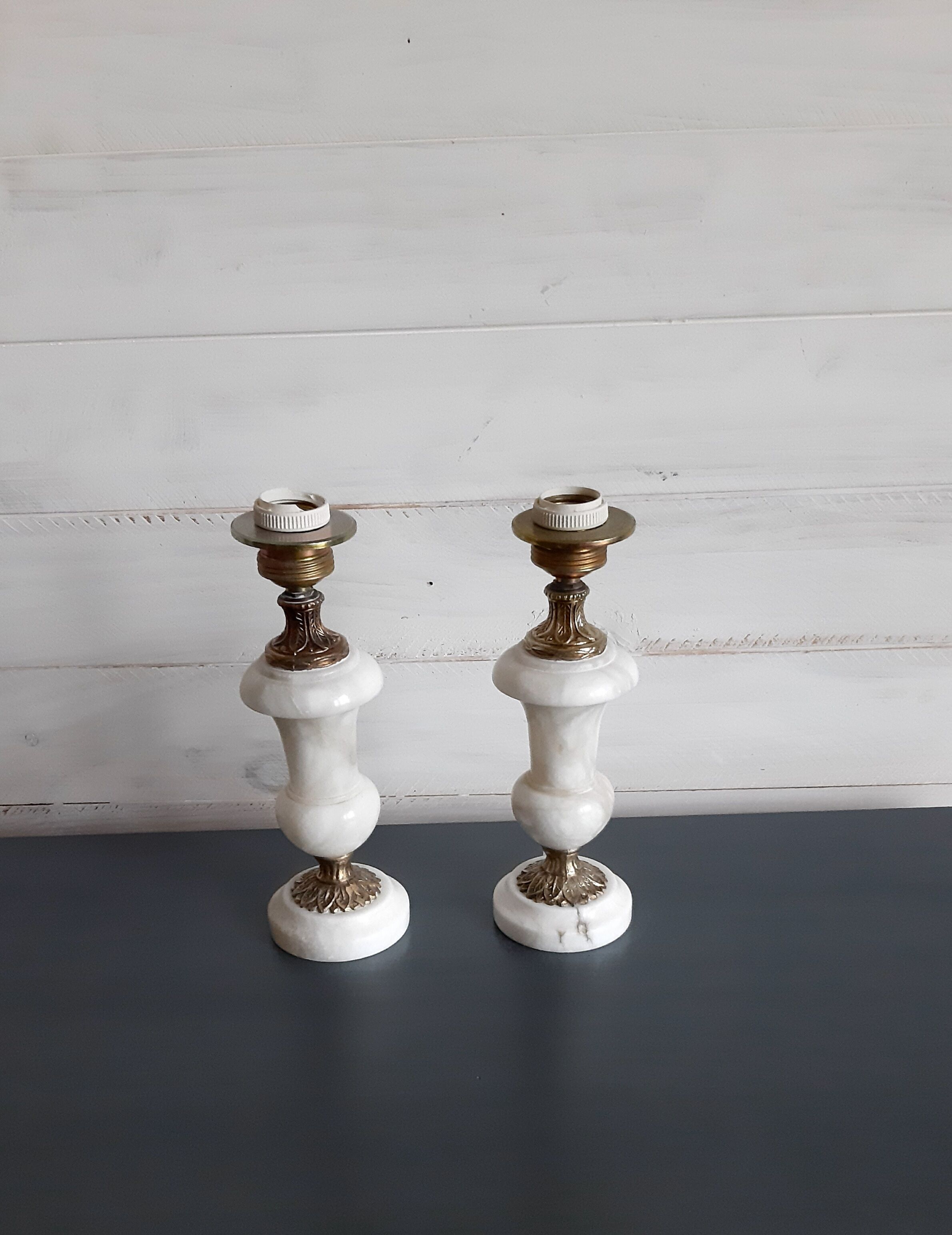 Pair of alabaster lamp feet