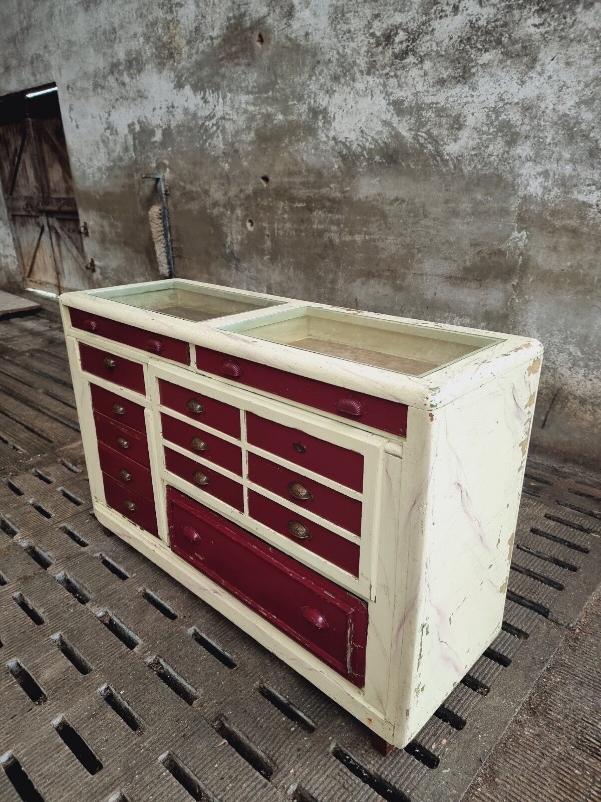 Antique counter drawercabinet