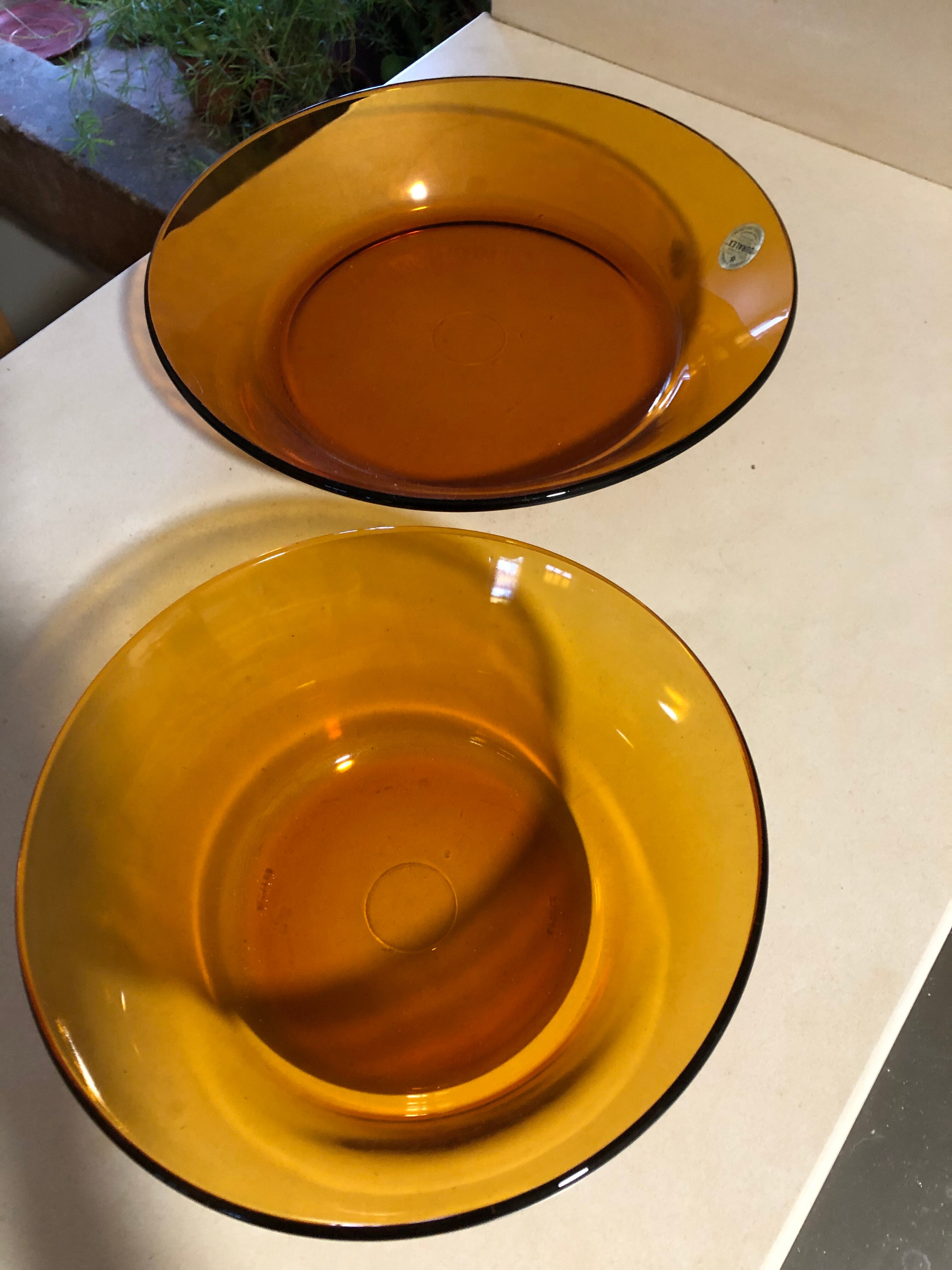 Salad bowl and Duralex dish