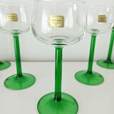Set of 6 Luminarc white wine glasses