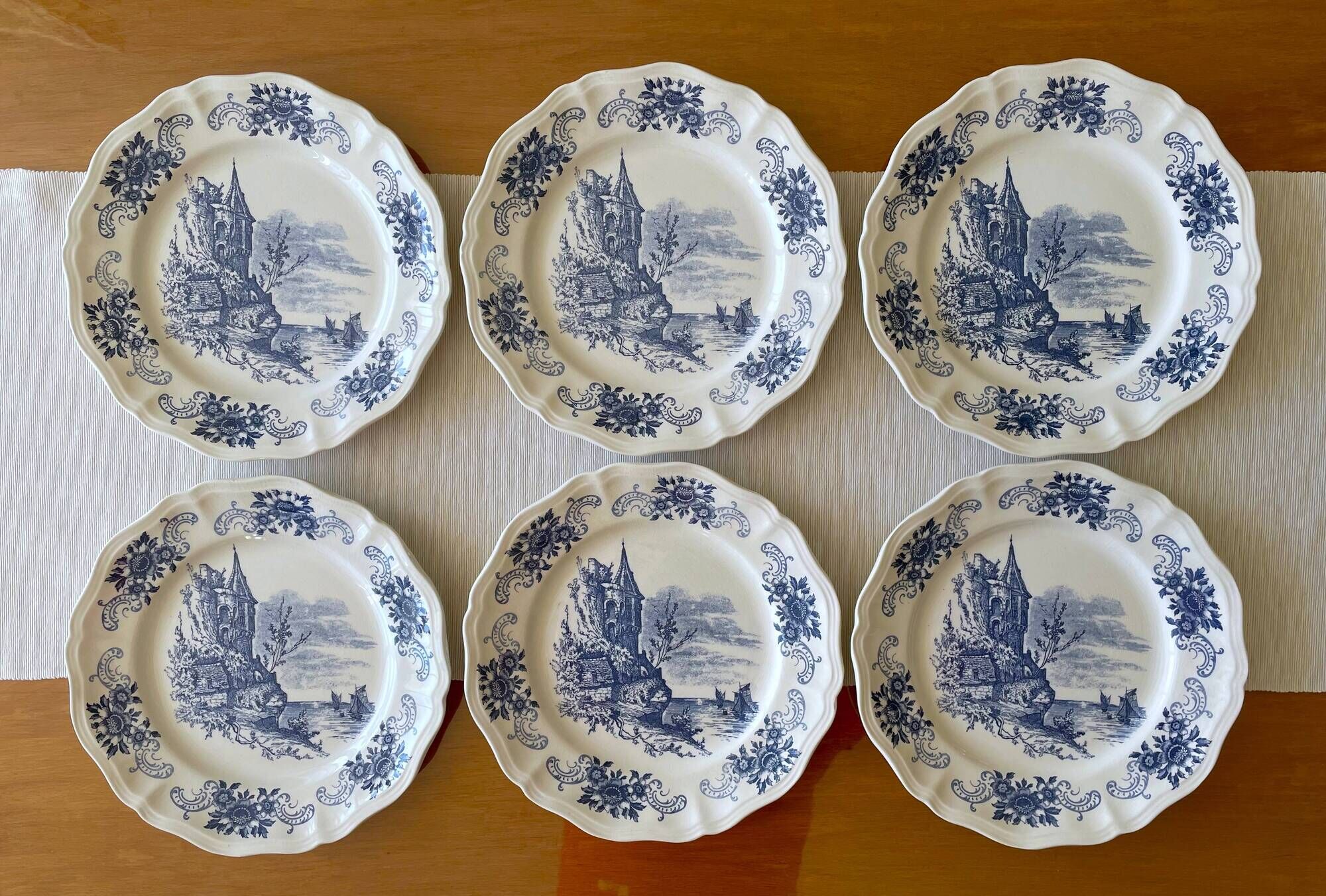 6 large flat antique plates in Sarreguemines earthenware