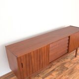 Trio de modèles de buffets Mid-Century en Teck par Nils Jonsson pour Hugo Troeds, Suède, 1960.