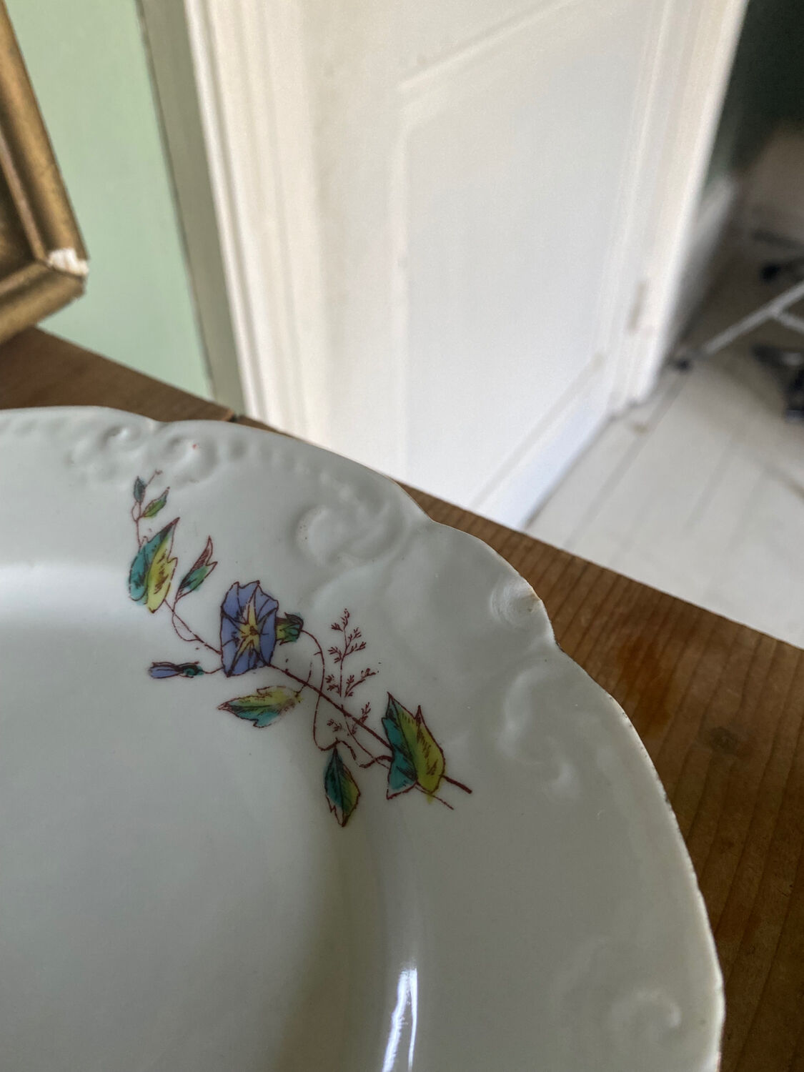 Ensemble de 4 assiettes vintages mésanges et liseron
