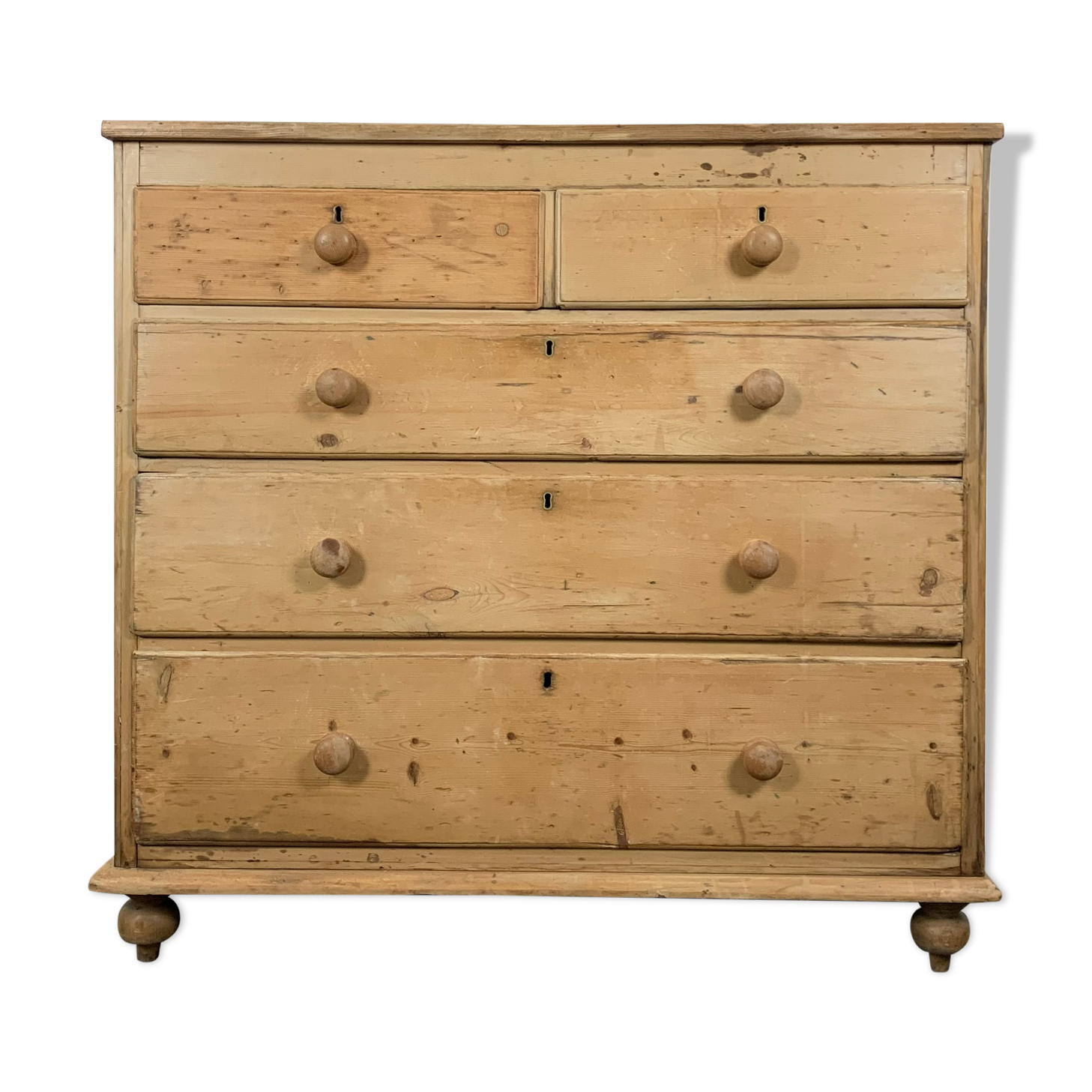 English chest of drawers pine