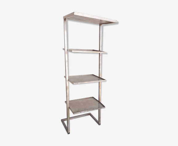 Industrial zigzag shelf in perforated metal