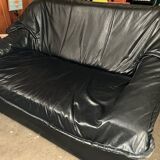 Sofa of the King of England from 1956