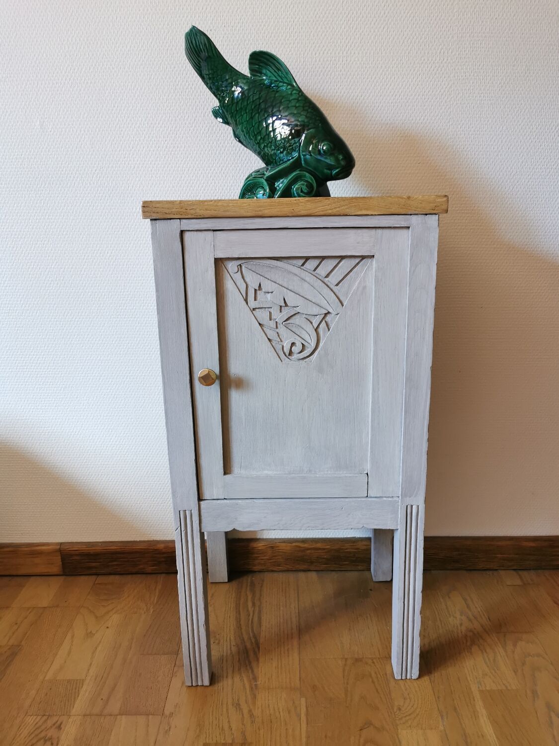 Chic country bedside