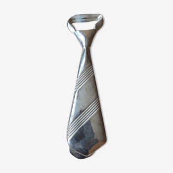 Tie-shaped bottle opener