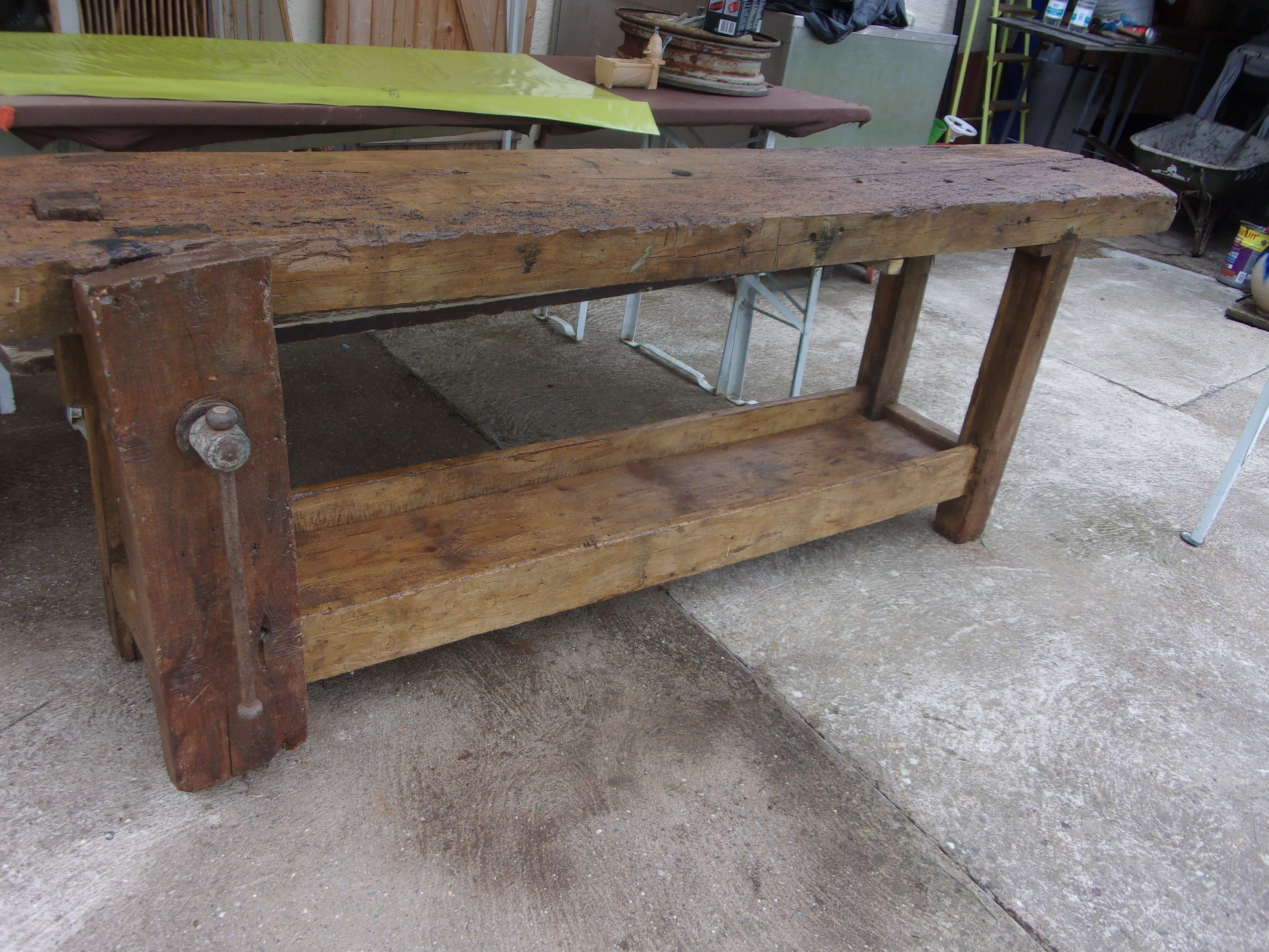 Workbench 1900