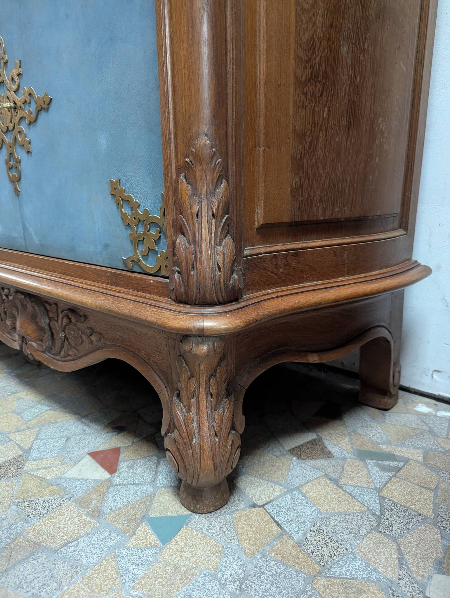Sideboard/ Display cabinet